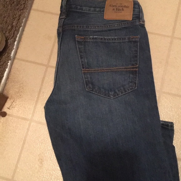 Jeans - Picture 2 of 7